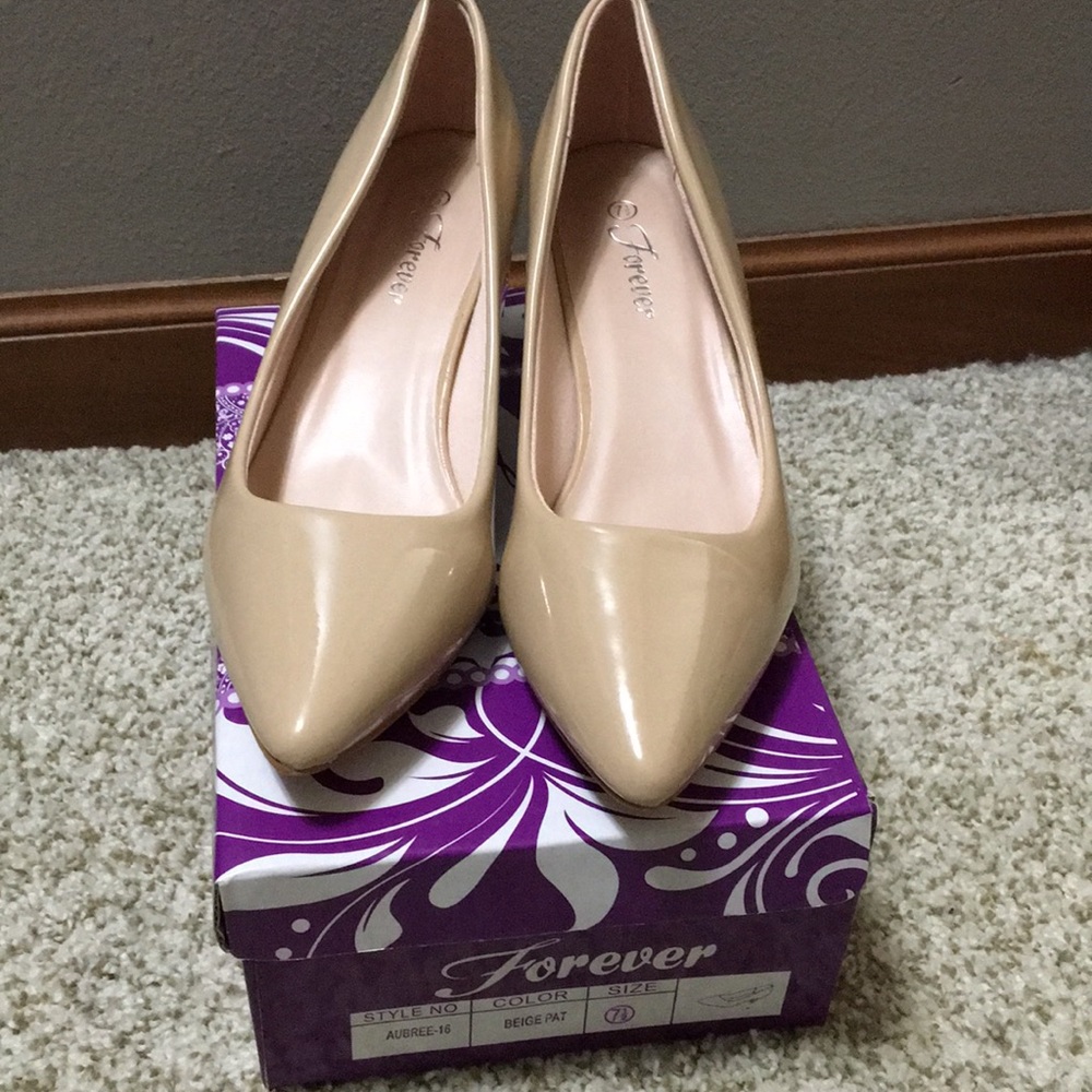 Like new patent heels